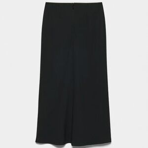 Aritzia Devotion Skirt - Crepette